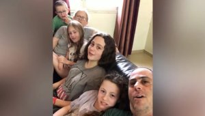 «Атпаймыз» деп қызымды өлтірді»: израильдік әйел ХАМАС шабуылы туралы