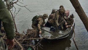 Днепр өзеніндегі тығырық: Украина Херсон облысындағы плацдармды ұстап тұра ала ма?