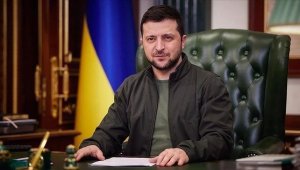 Зеленский Украинаның АҚШ-тан несиеге қару алуға дайын екенін айтты