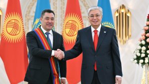 Тоқаев Қырғызстан Президентін І дәрежелі «Достық» орденімен марапаттады