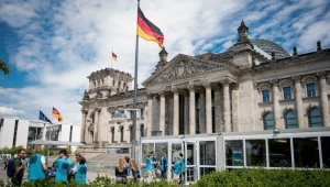 Германияда жемқорлықпен ұсталған депутаттарға арналған жаза күшейді