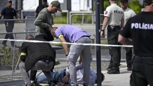 Словакияның премьер-министріне Ресеймен байланысы бар адам шабуыл жасады – Euronews