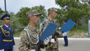 Қорғаныс министрлігі: Полиция әскерге шақырылғандарды ұстауға және жеткізуге құқылы